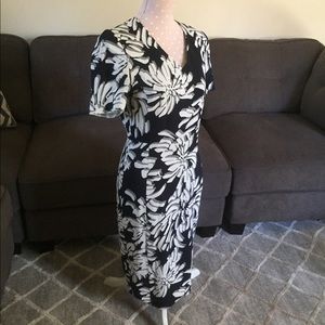 Hugo Boss women’s floral dress Sz 4